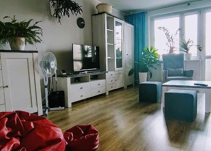 Lovely In A Quiet Area Apartment Poznan