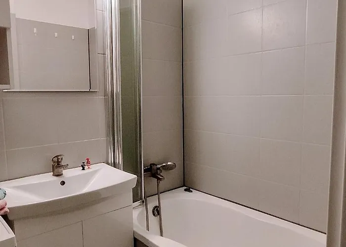 شقة Lovely In A Quiet Area بوزنان