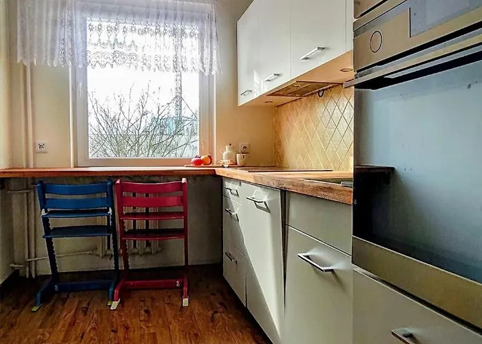 Lovely In A Quiet Area Apartment *